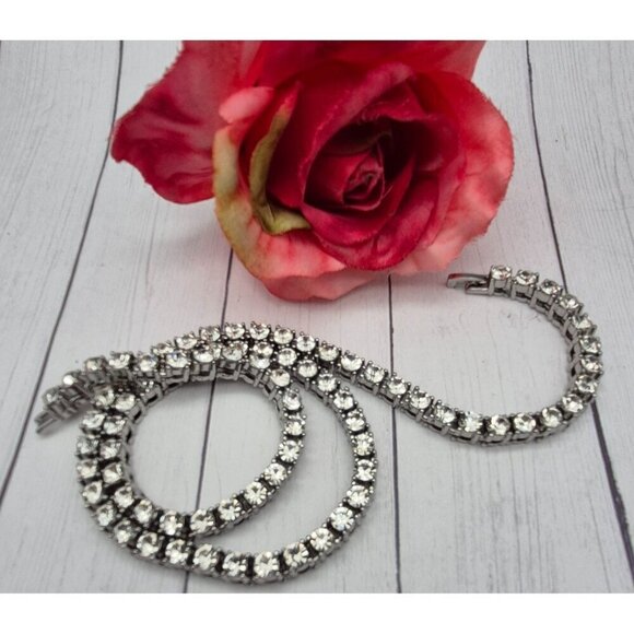 Silver Tone High Quality Crystal Tennis Style Necklace Long 20" Collar Formal - Picture 1 of 7